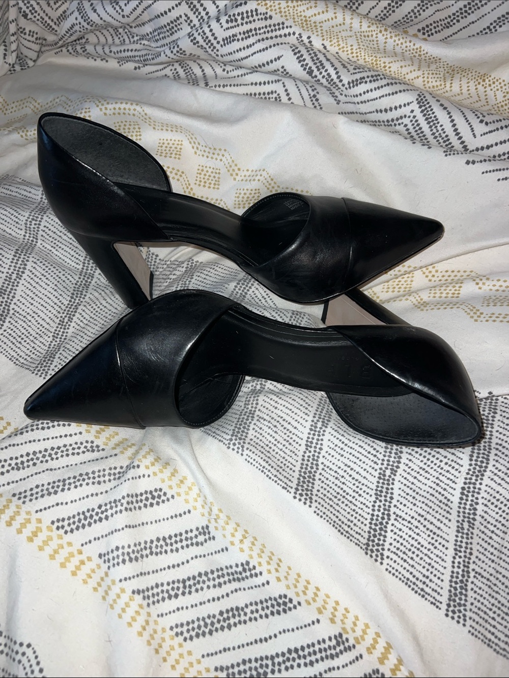ABLE size 8 1/2 black heels. Beautiful!